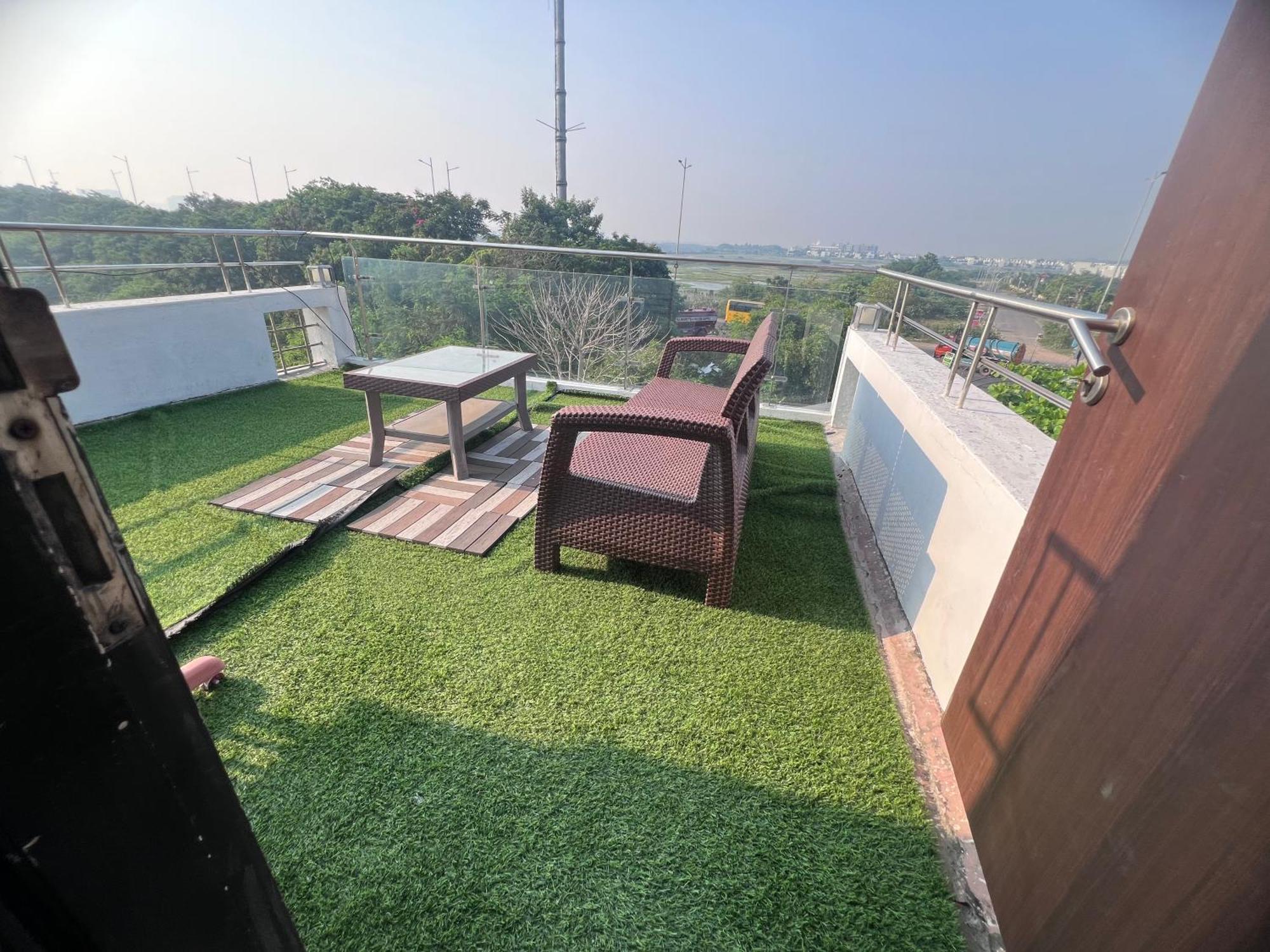 Villa 117 Prestige Silver Springs Chennai Extérieur photo