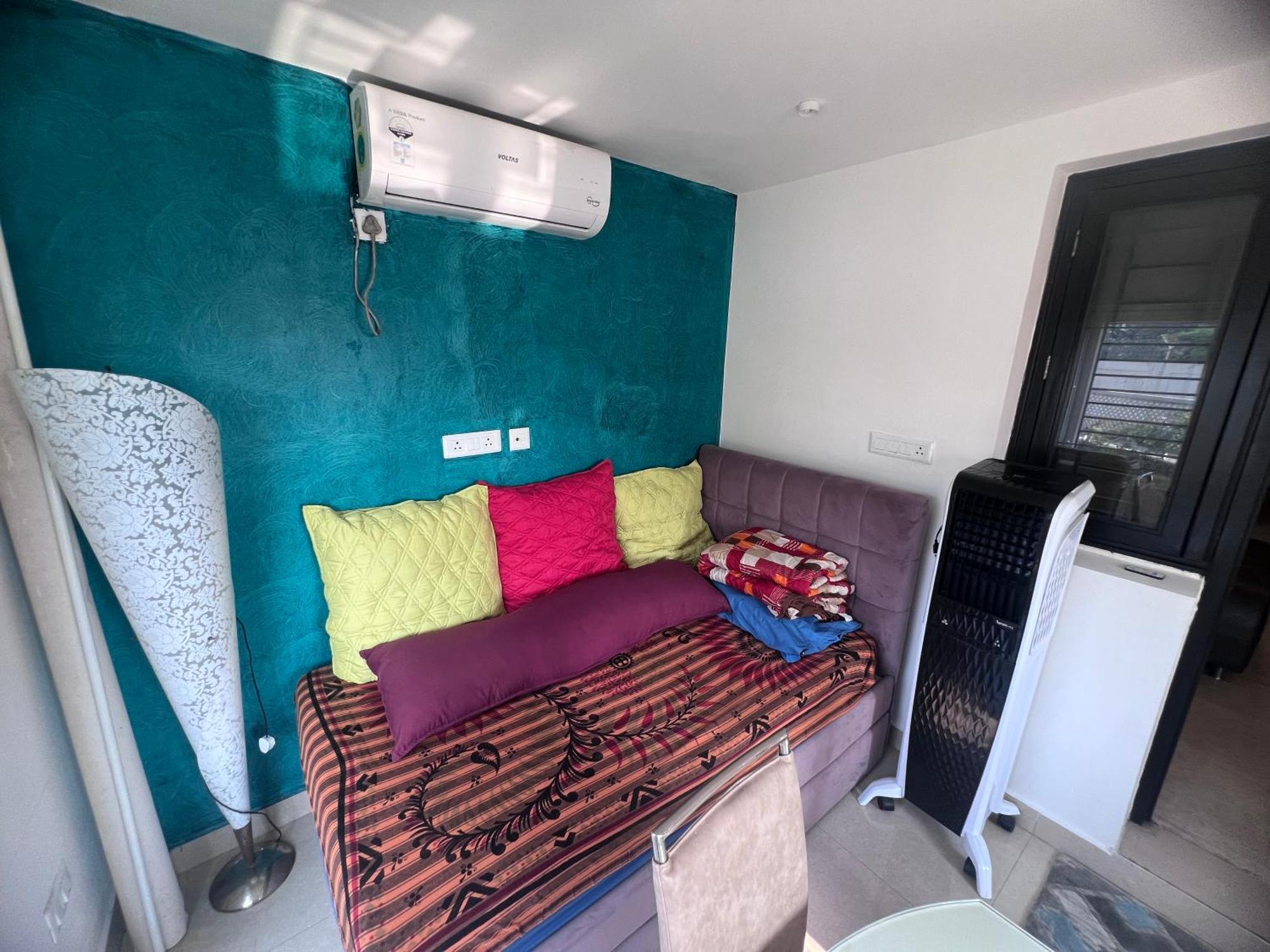 Villa 117 Prestige Silver Springs Chennai Extérieur photo